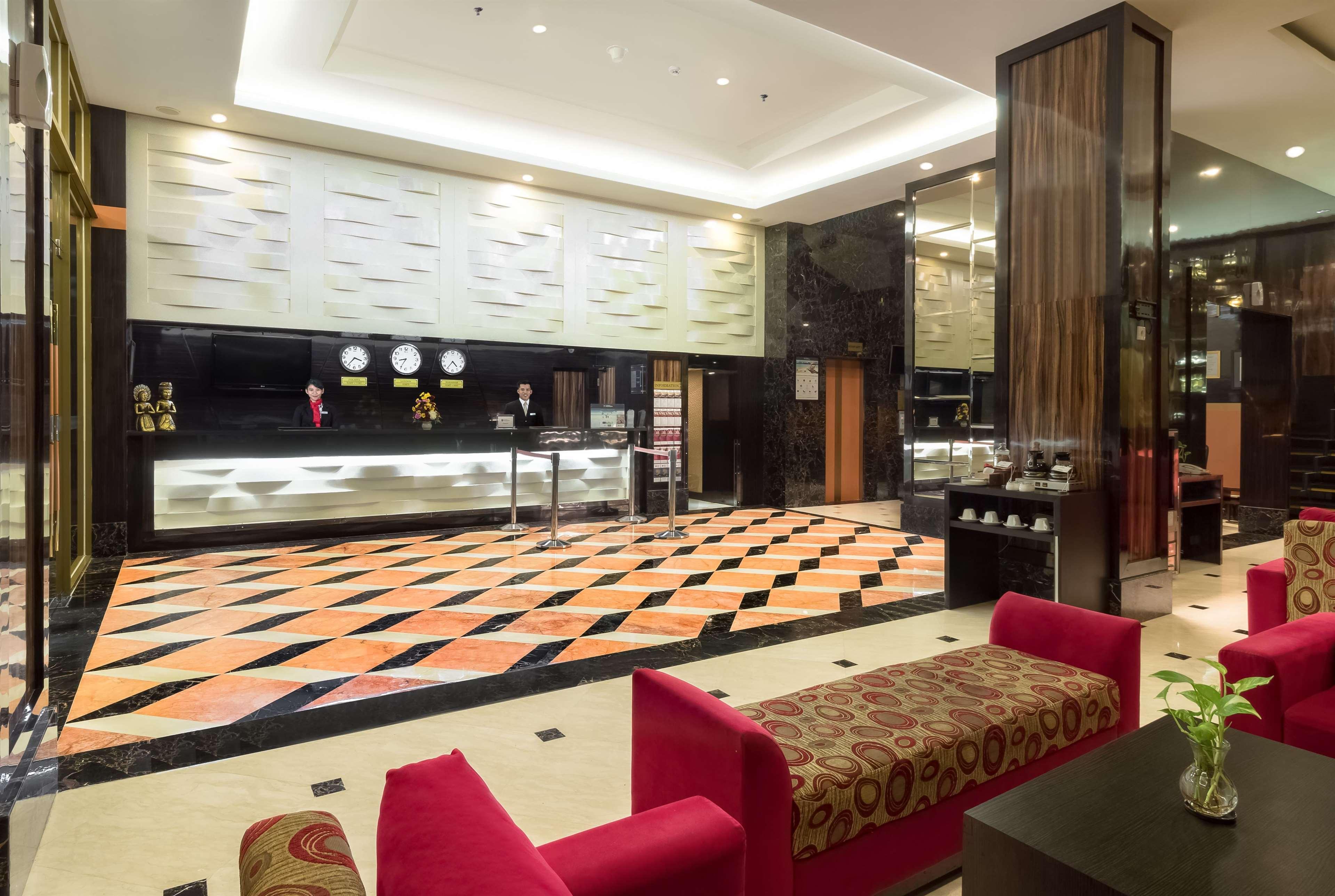 Best Western Plus Makassar Beach Exterior photo