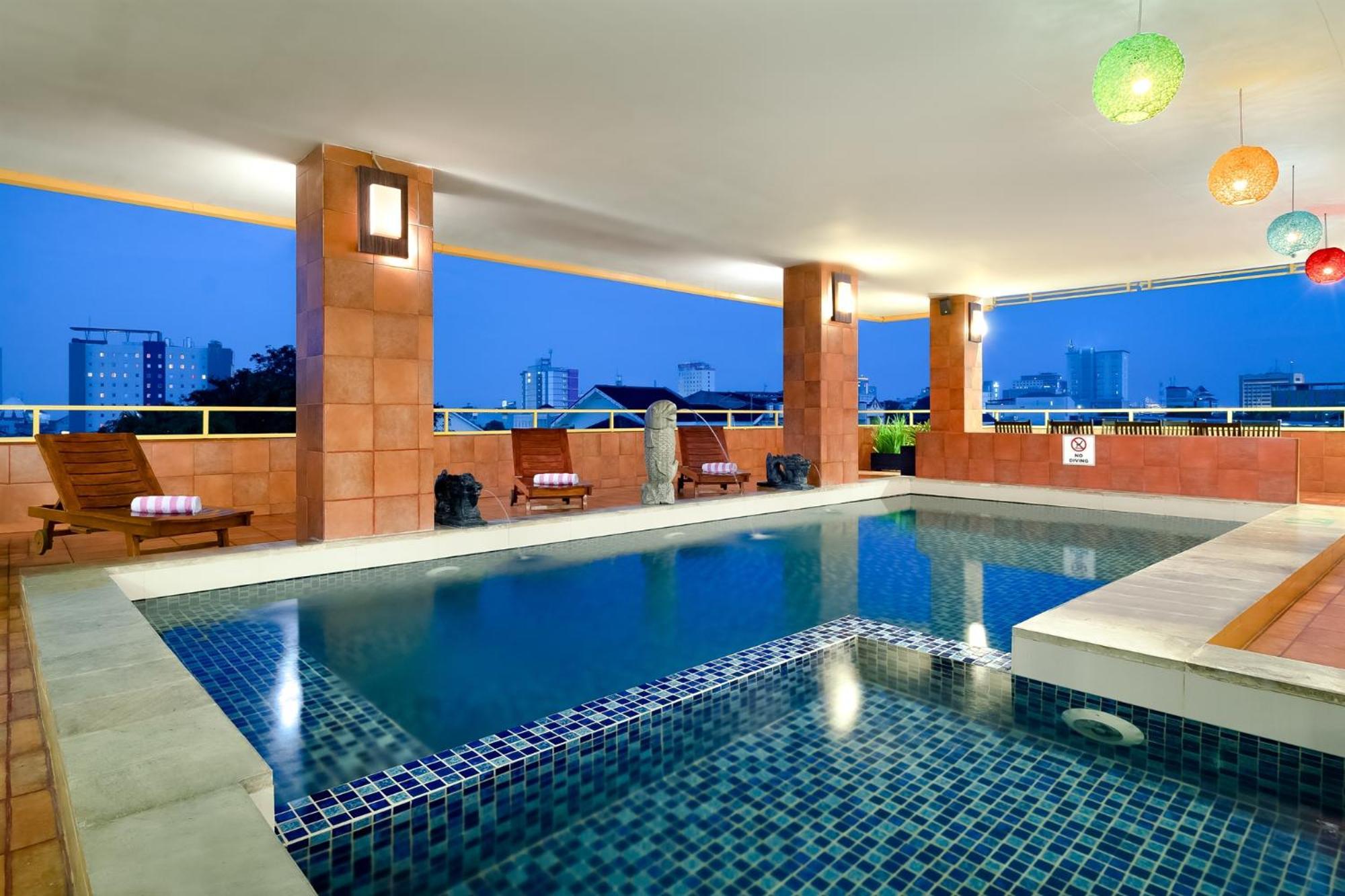 Best Western Plus Makassar Beach Exterior photo