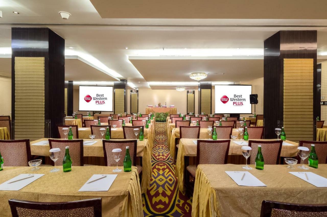 Best Western Plus Makassar Beach Exterior photo